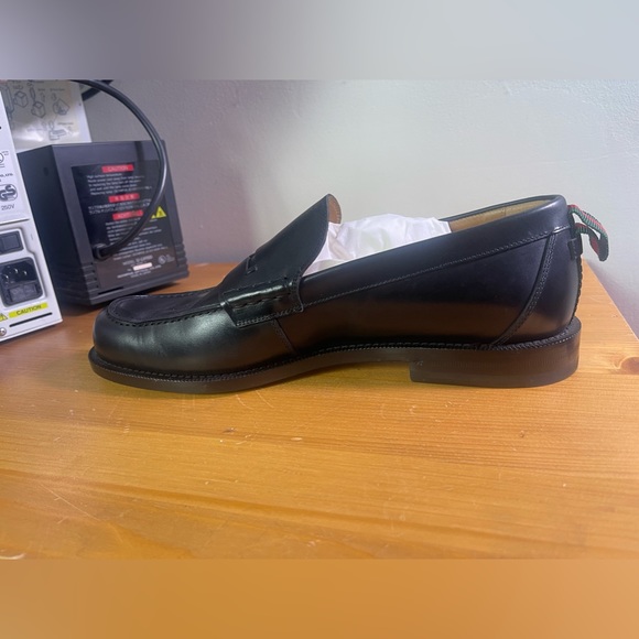 Gucci Black Loafers - Picture 4 of 6